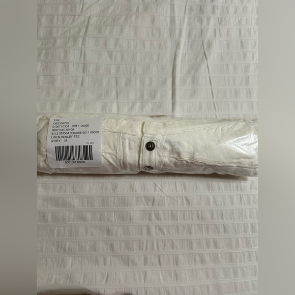 We The Free Cotton-Linen Henley Tee. Color Clean Ivory. - Picture 6 of 12